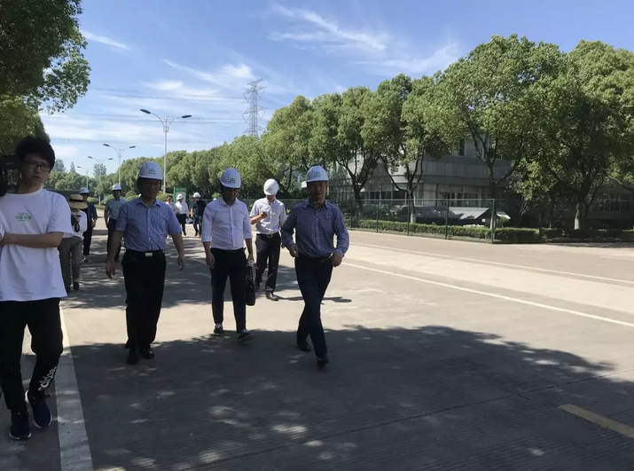 上虞區(qū)委常委金山中一行調(diào)研浙江格派