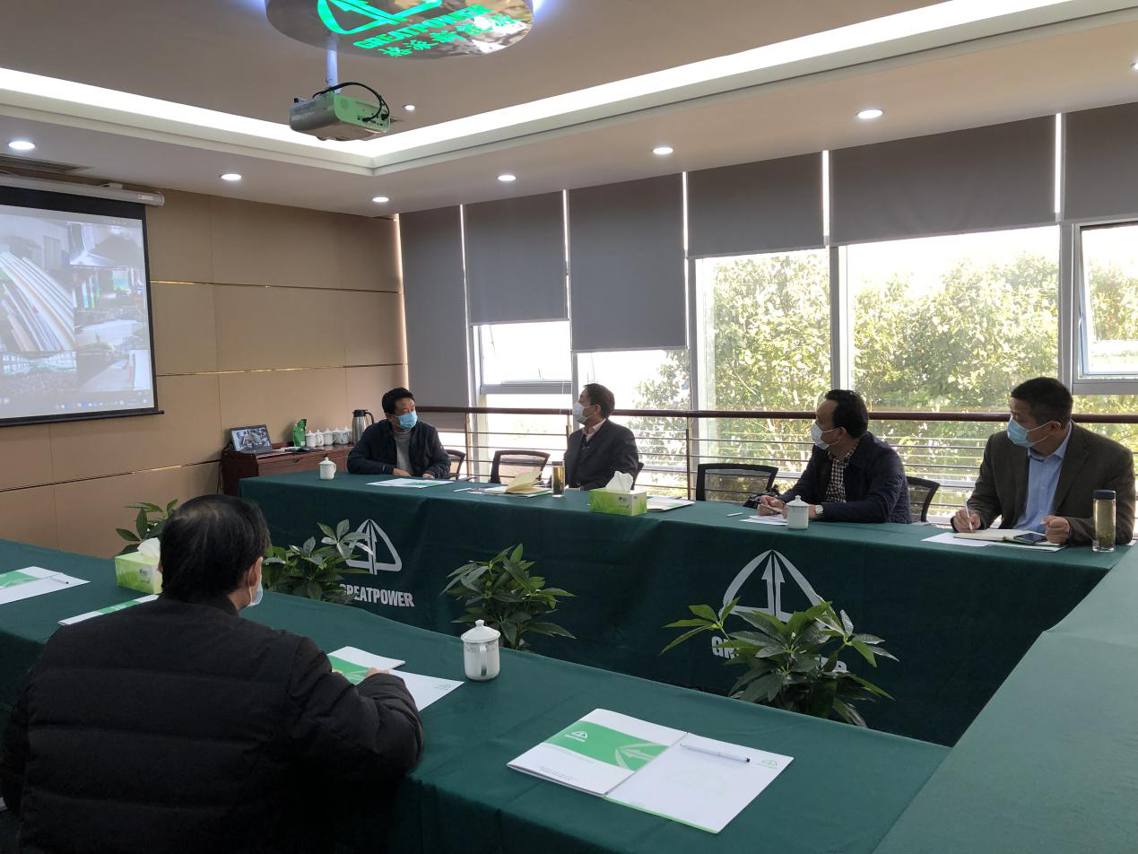 上虞區(qū)人大常委會(huì)副主任趙暢一行視察浙江格派